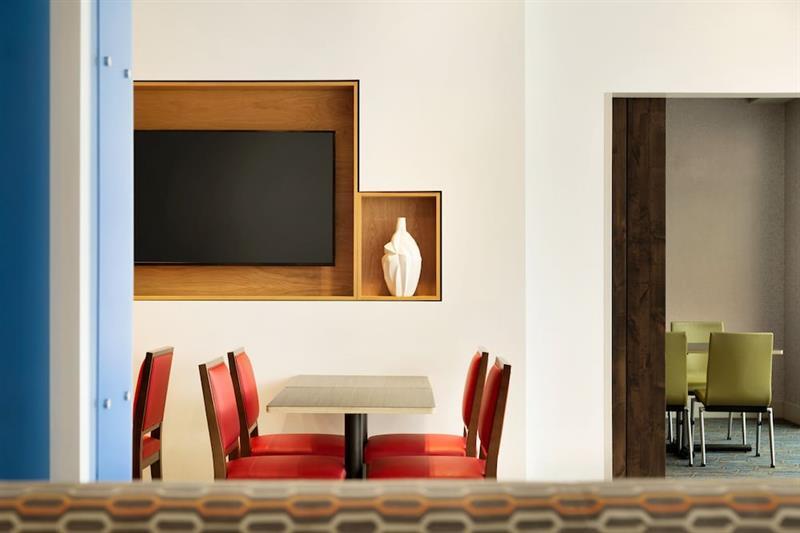 Holiday Inn Express & Suites - Painesville - Concord By Ihg Luaran gambar
