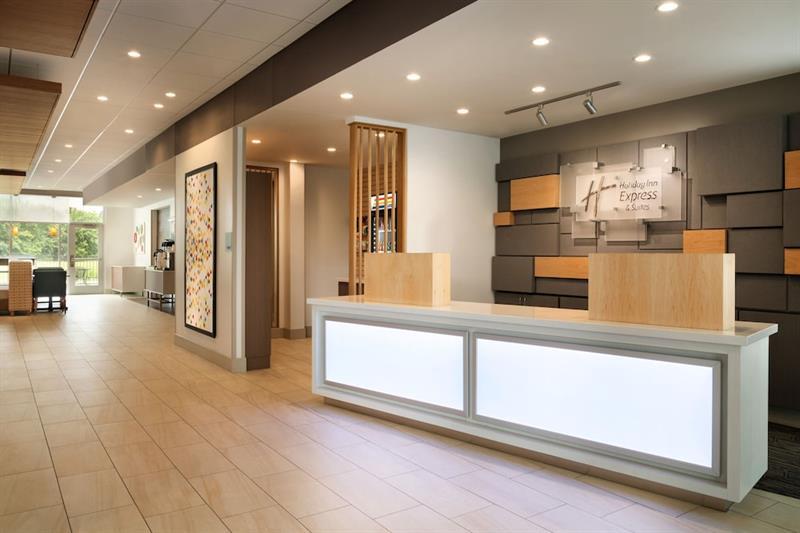 Holiday Inn Express & Suites - Painesville - Concord By Ihg Luaran gambar