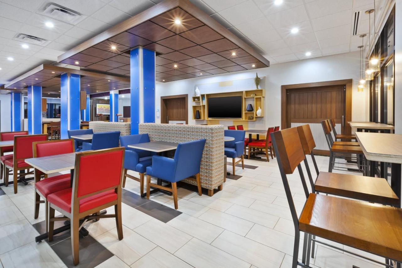 Holiday Inn Express & Suites - Painesville - Concord By Ihg Luaran gambar
