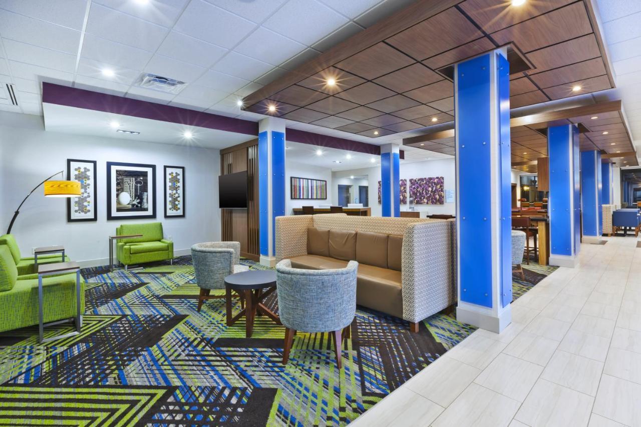 Holiday Inn Express & Suites - Painesville - Concord By Ihg Luaran gambar